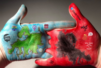 Dos alumnos de la Escuela Virolai, ganadoras del premio de fotografía